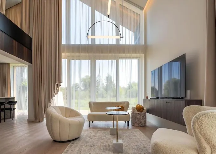 Cozy 3br Retreat * Palanga